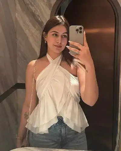 Escorts In Manteswar